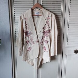 Sequinned tuxedo style blazer